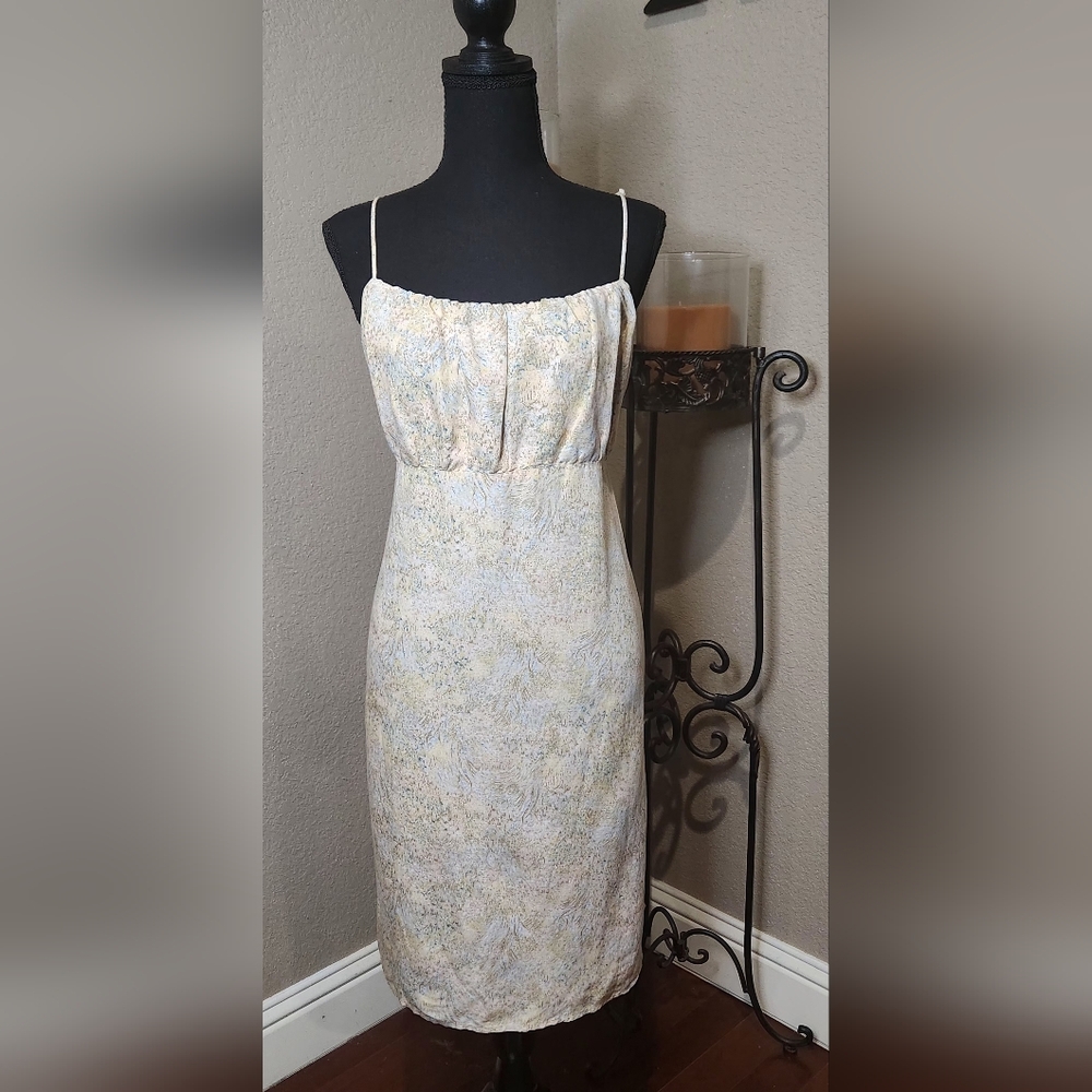 H&M Linen Blend Dress in Cream and Blue With Tie Back And Cutout. Size XL. NWT